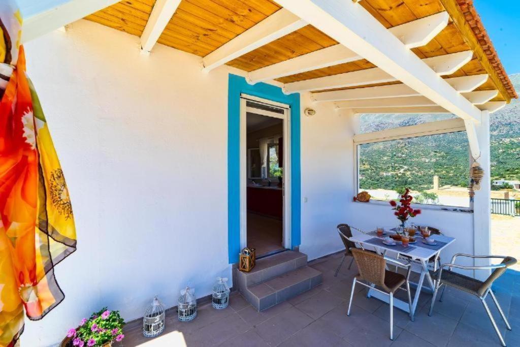 Emmanuela House With Garden & Sea View - Triopetra Apartment Bagian luar foto